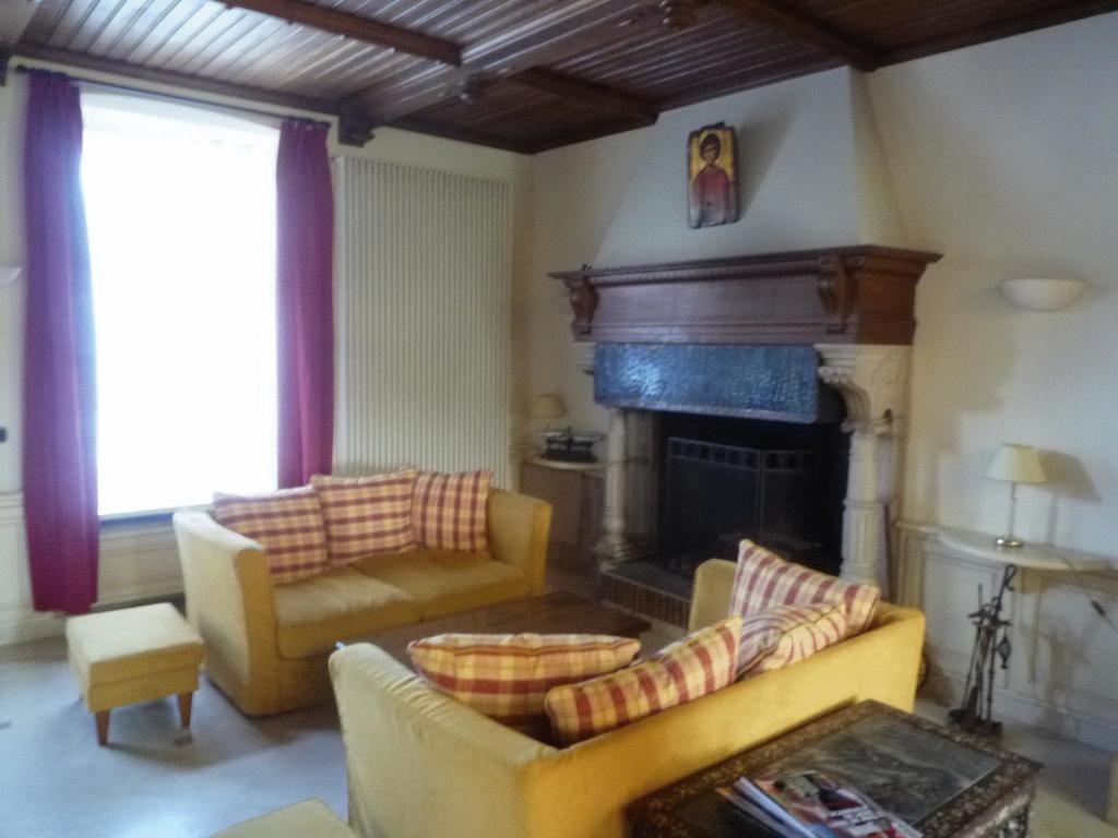 Le Chateau De Rendeux Eksteriør billede